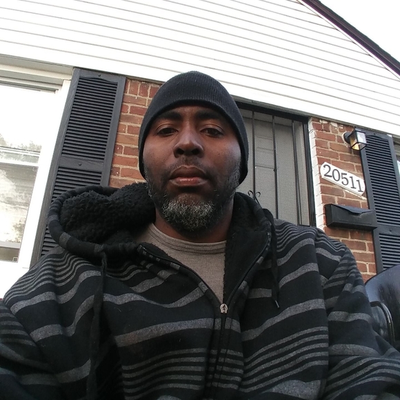 Meet your Posher, Leo - Picture 1 of 1